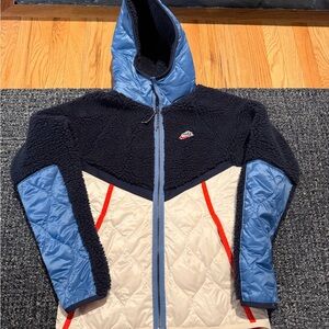 Nike Men’s Heritage Sherpa Full Zip Jacket CU446-451. Size Small